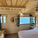 Rosa Apartment