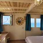 Rosa Apartment